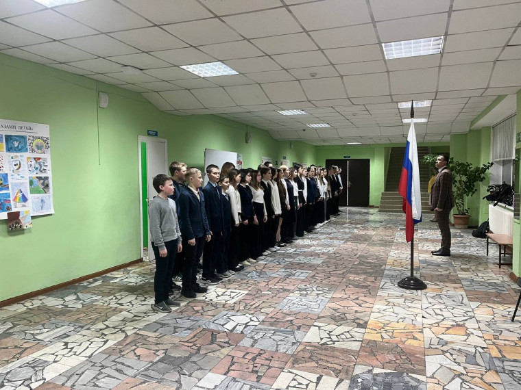 В МБОУ «Белокурихинская СОШ №2» новая учебная неделя.